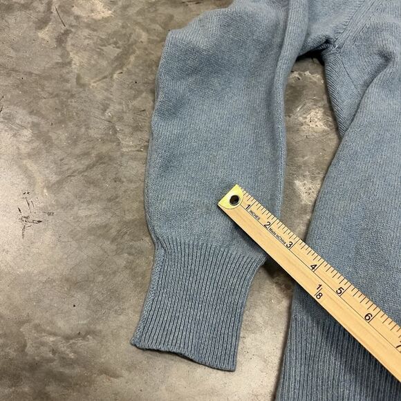 Lord & Taylor 100% 2-Ply Cashmere Sweater Blue V-Neck Pullover Size Medium READ - Picture 4 of 7